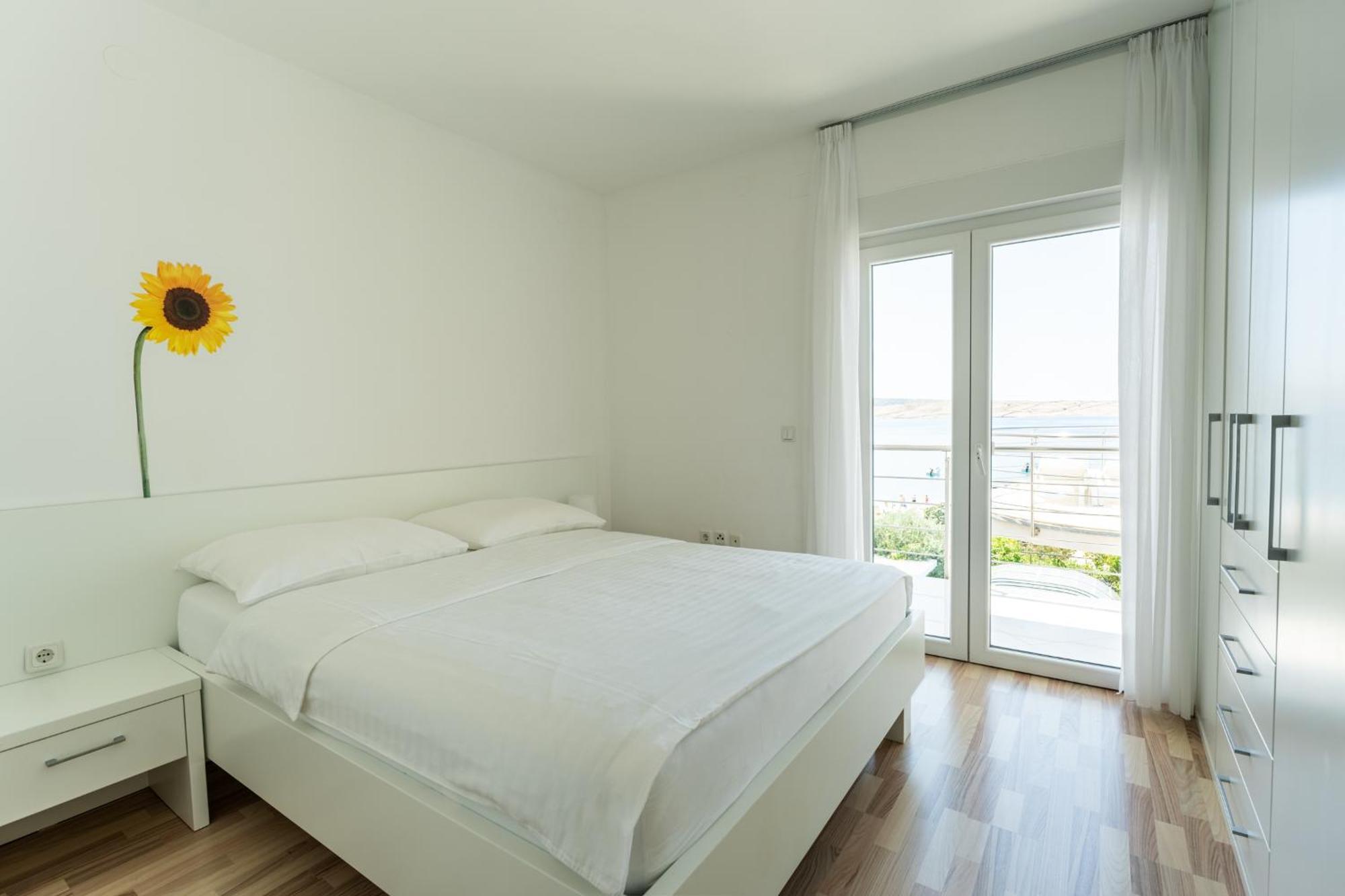 Apartments Barbati Novalja Ngoại thất bức ảnh
