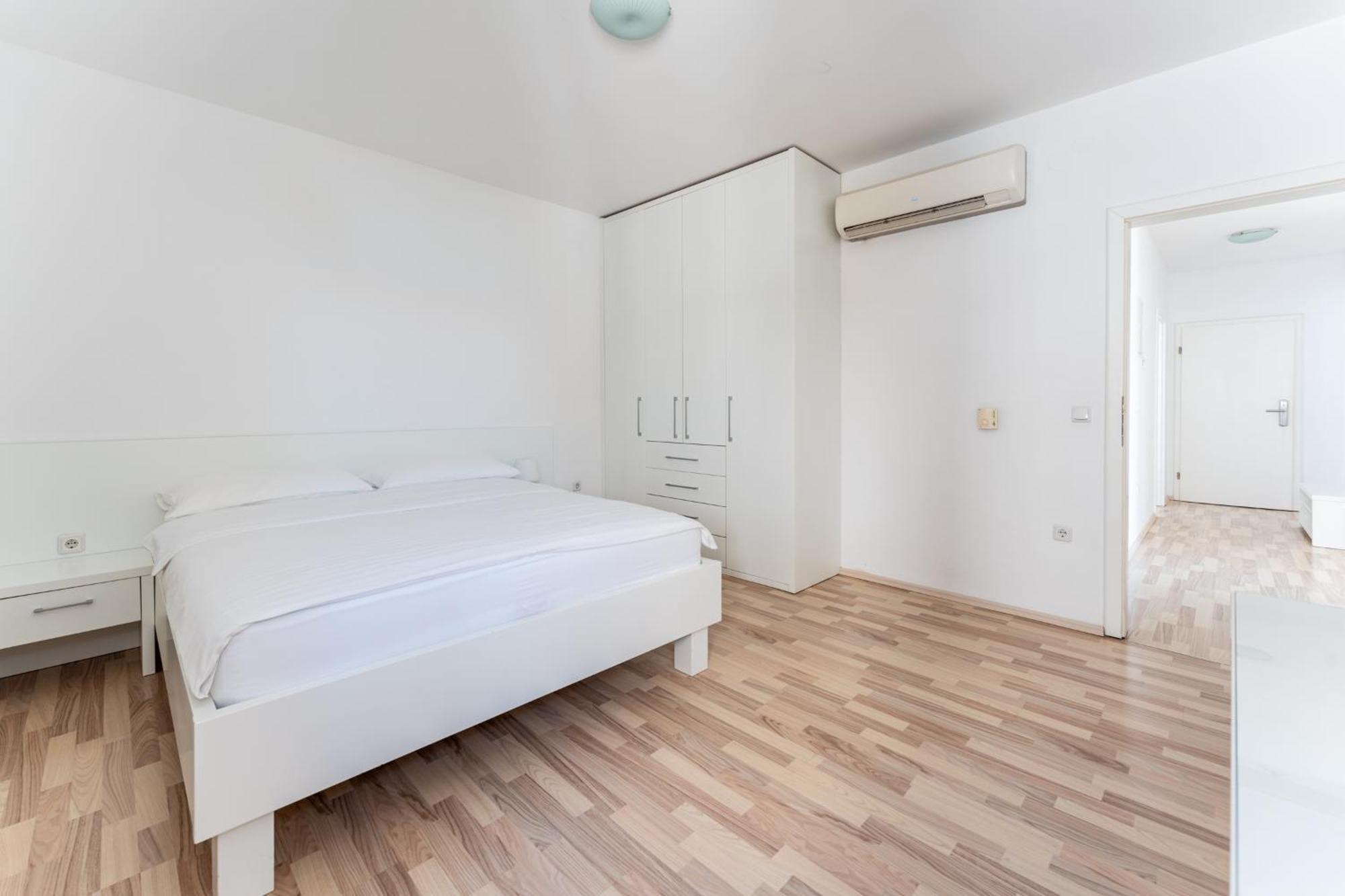 Apartments Barbati Novalja Ngoại thất bức ảnh