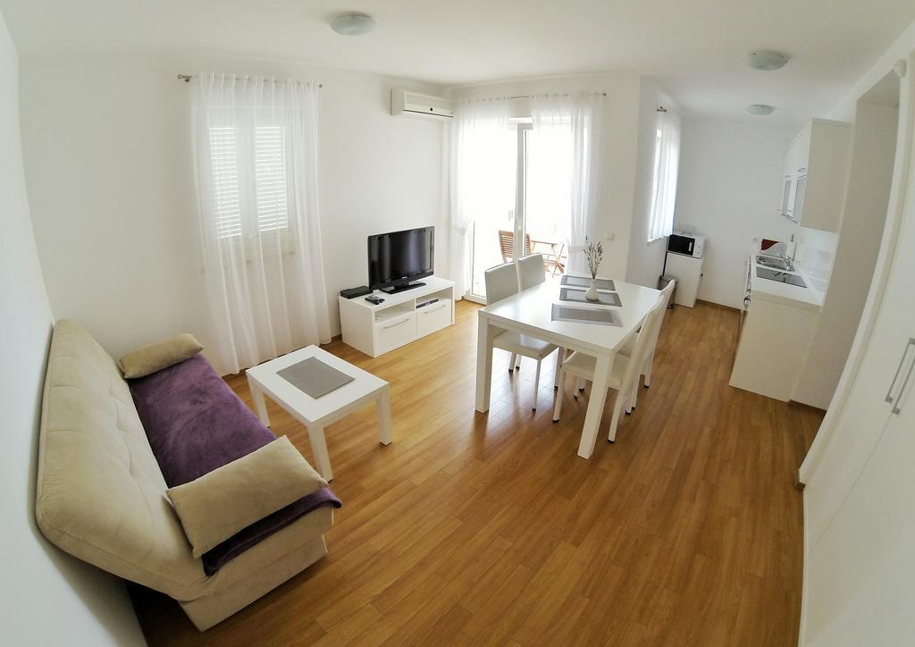 Apartments Barbati Novalja Ngoại thất bức ảnh